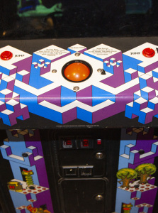 Crystal Castles arcade cabinet - Controls