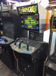 Xenophobe arcade cabinet